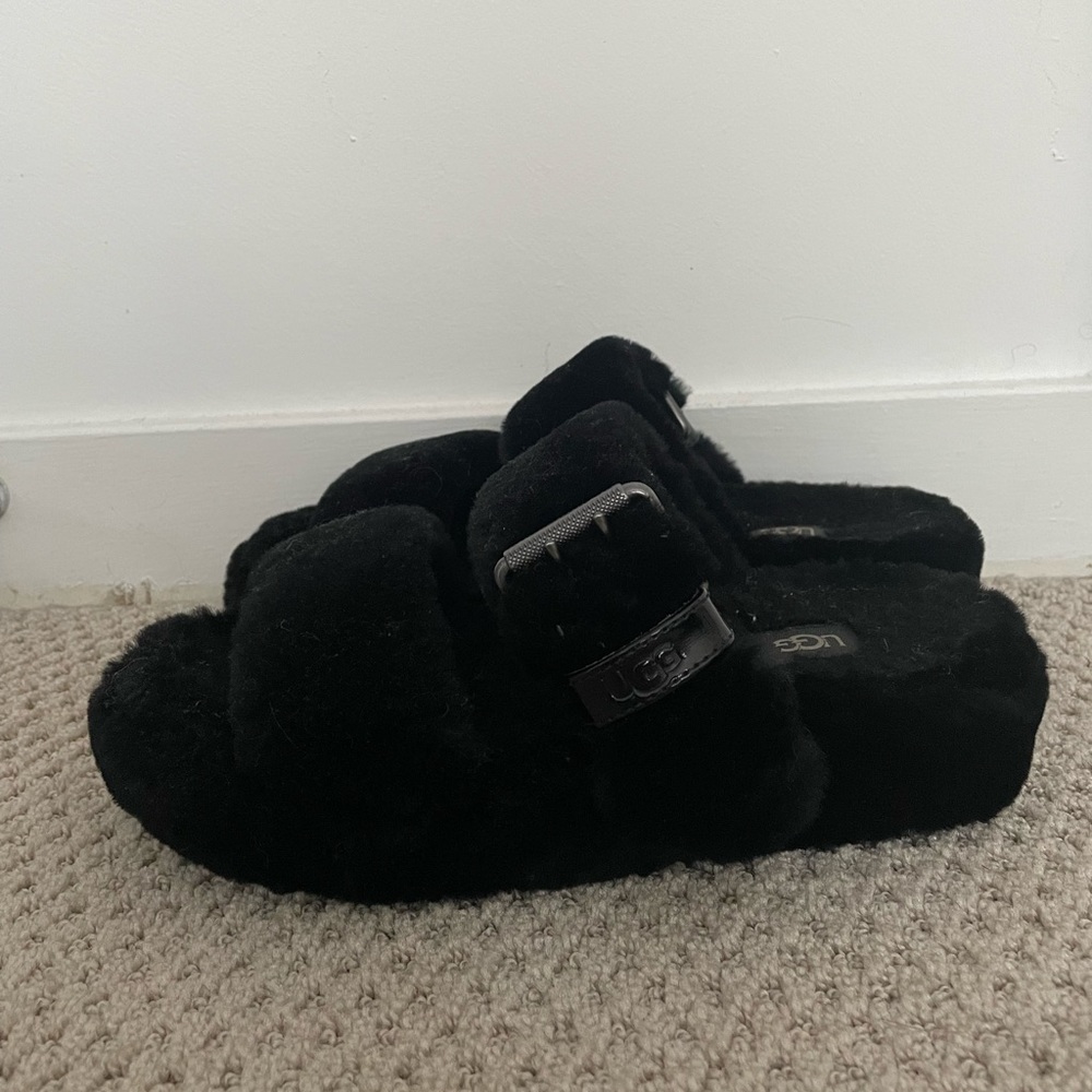 Ugg Double Strap Plush Platform Slippers Size 7 - image 2